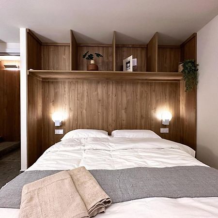 Urban Design Apartments & Studios Барселона Екстер'єр фото